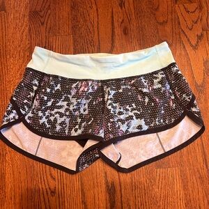 Lululemon speedy up shorts size 4